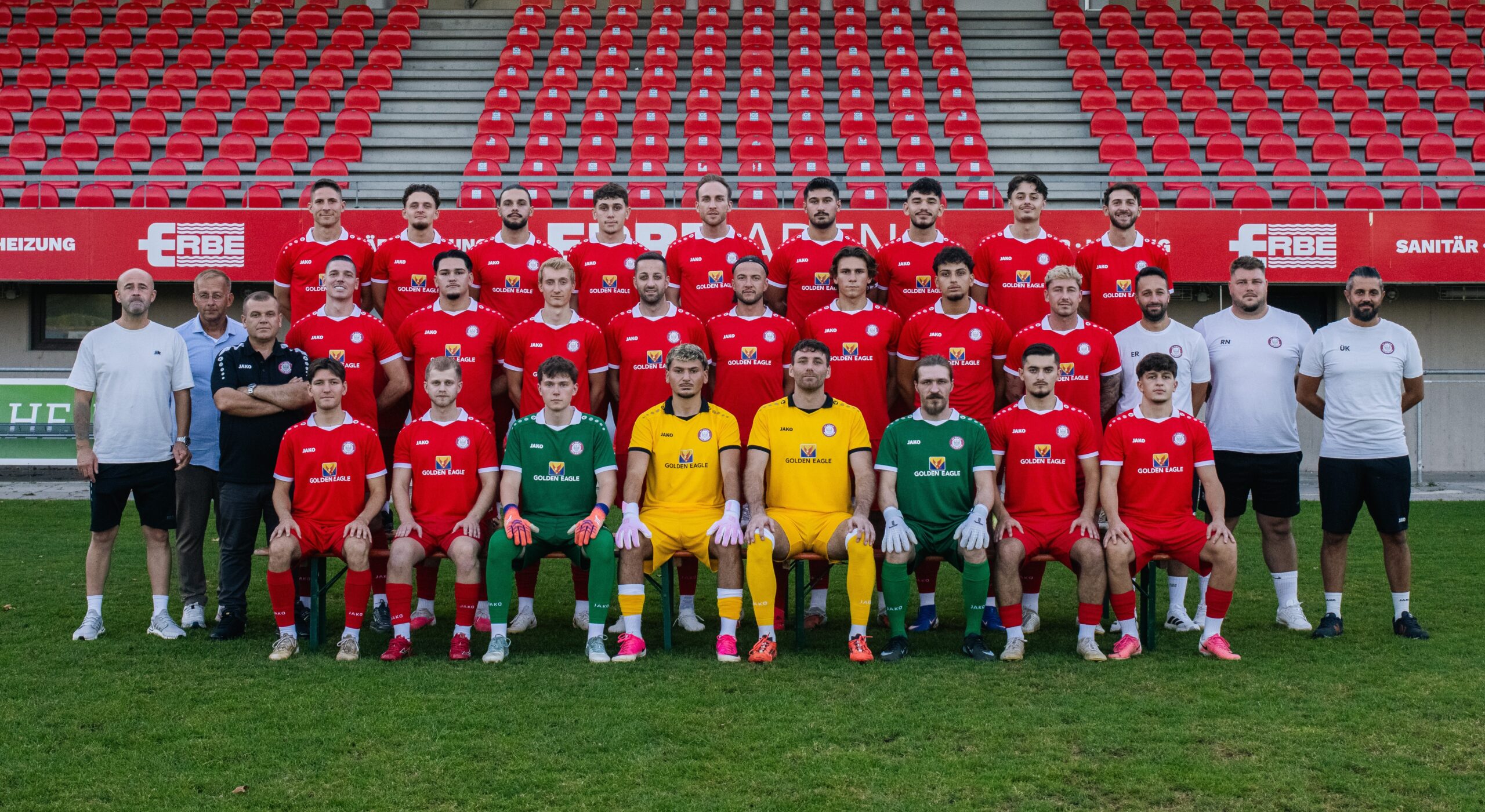 Teamfoto_rot_2026-27